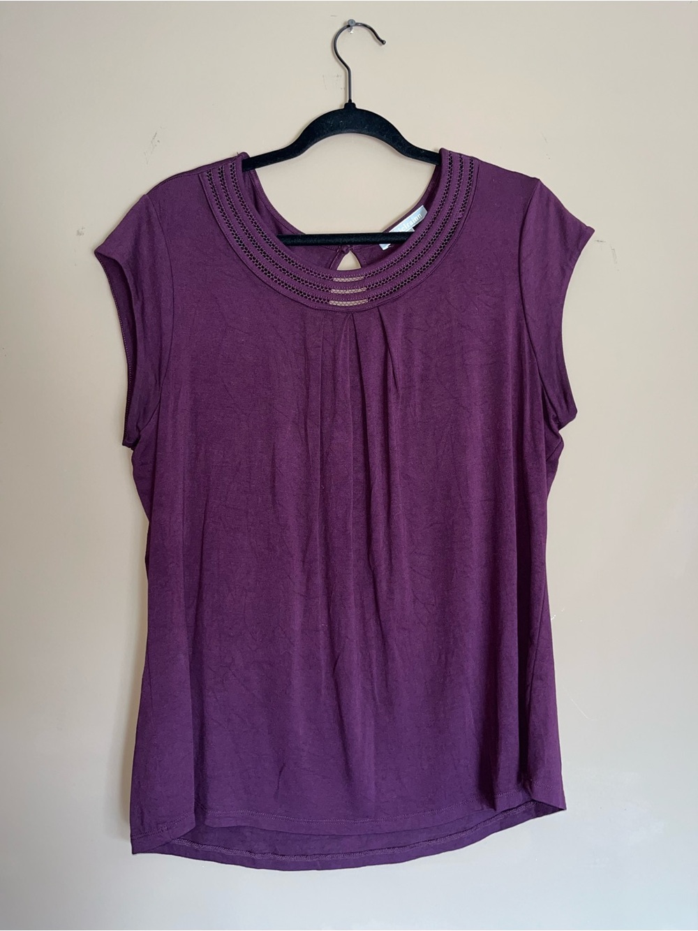 Daniel Rainn Plum Cap-Sleeve Knit Tank with Decorative Neck